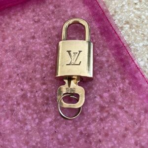Louis Vuitton Lock and Key #306